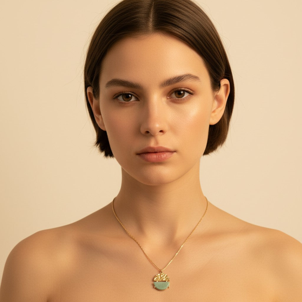 Dualita Half-Stone Round Necklace