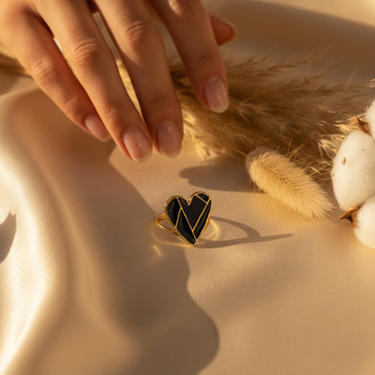 Cuore Enamel Heart Ring