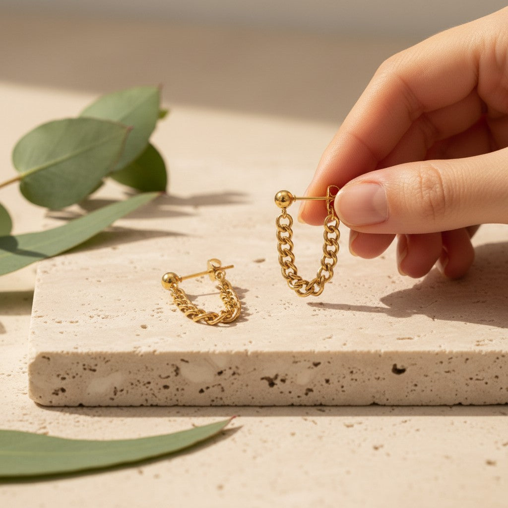 Catena Chain Drop Stud Earrings