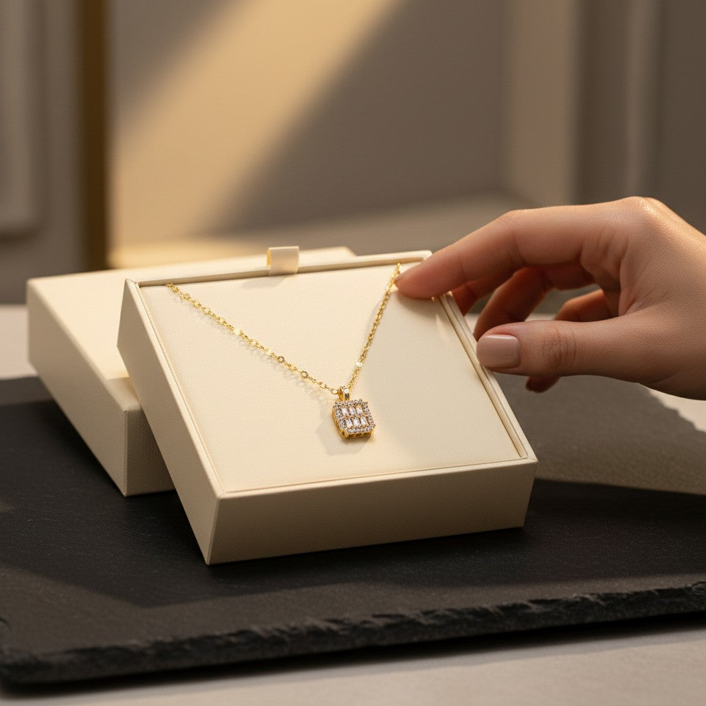 Palazzo Cubic Zirconia Earrings & Pendant Set