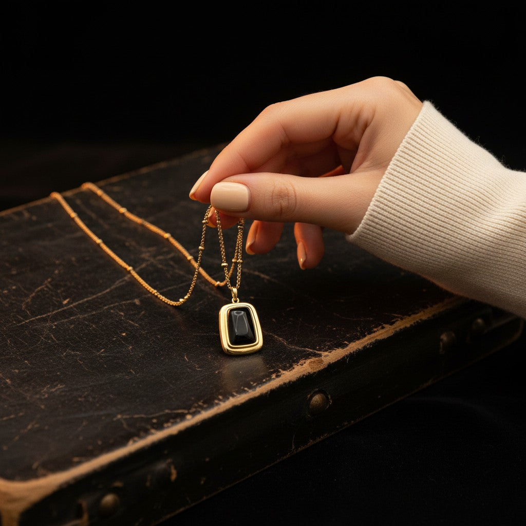 Noir Obsidian Pendant Necklace