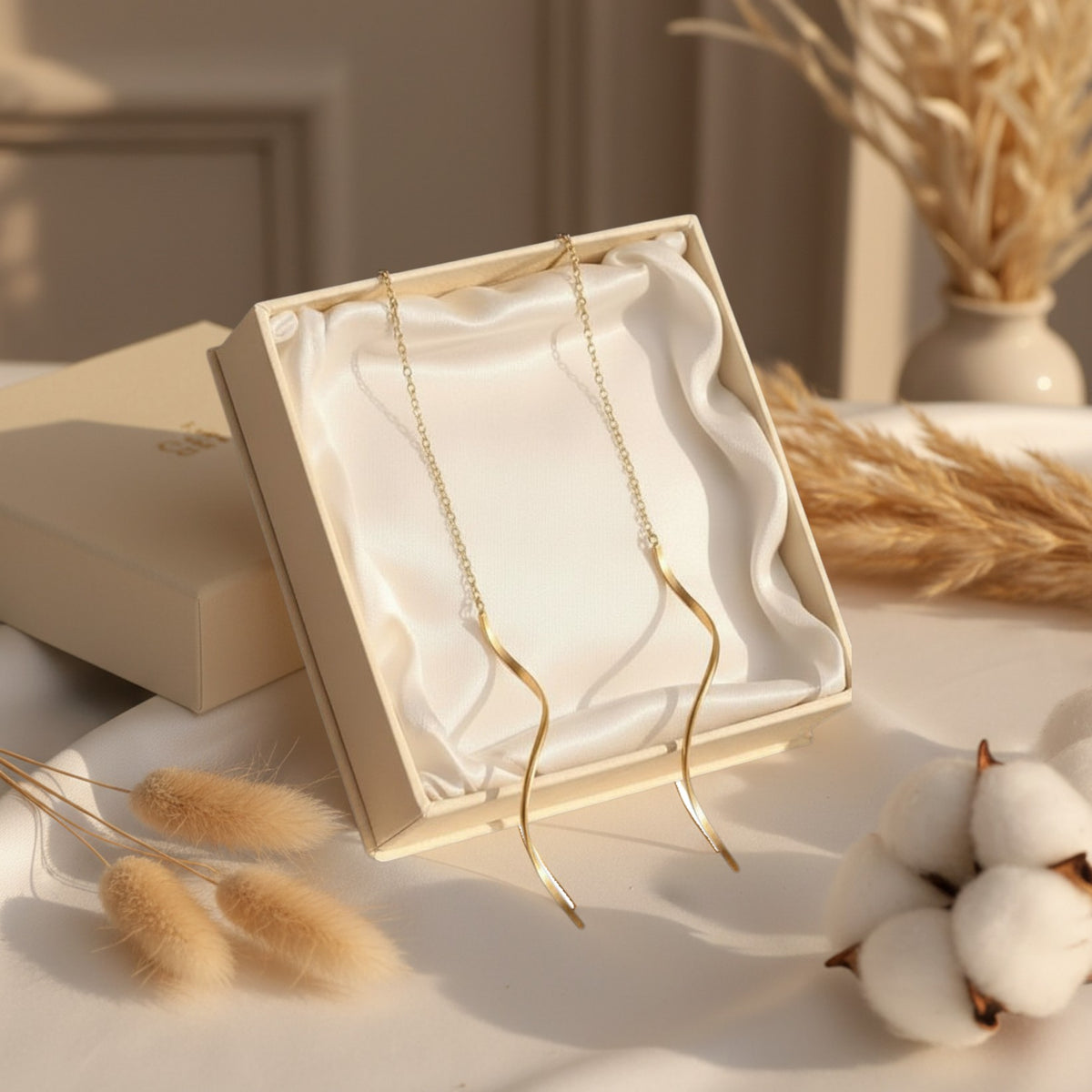 Onda Wave Threader Earrings